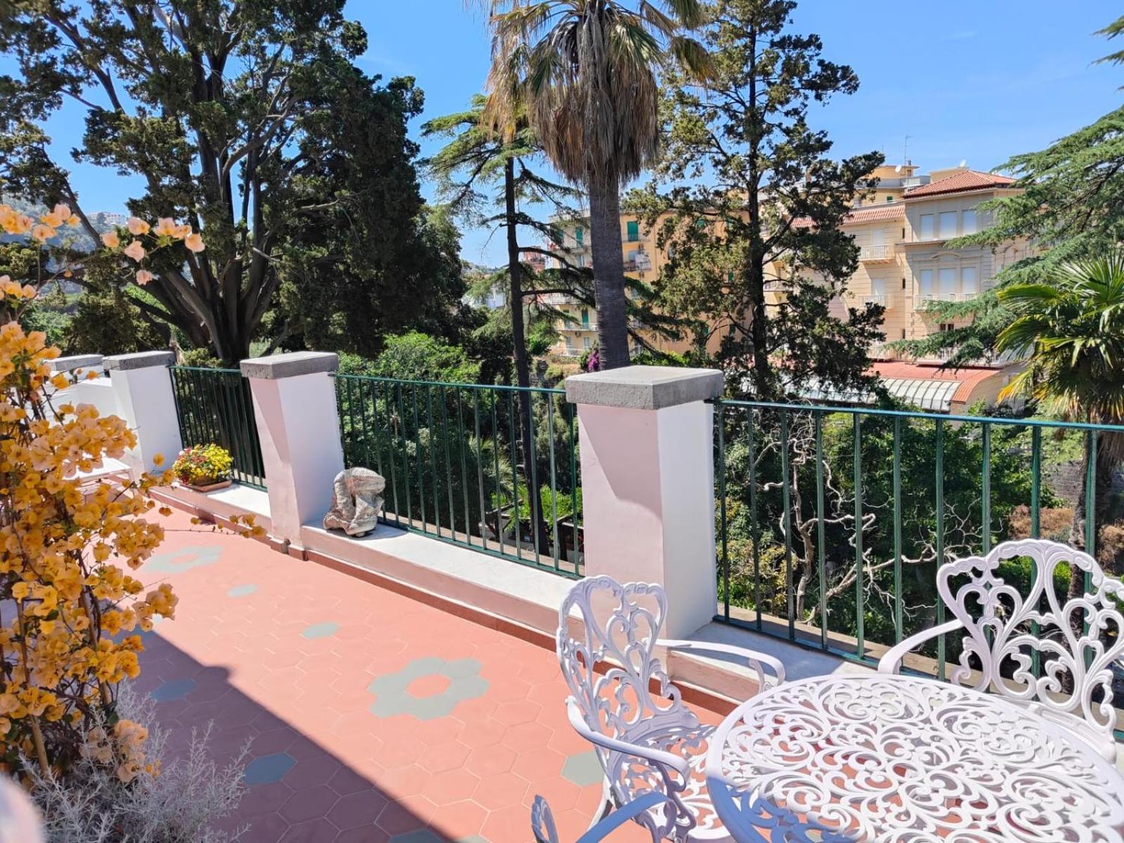 Casa Enzina Hotel Sorrento Exterior foto